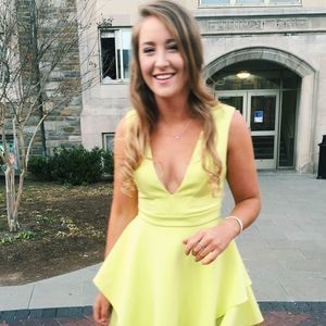 Meet your Posher, Marie